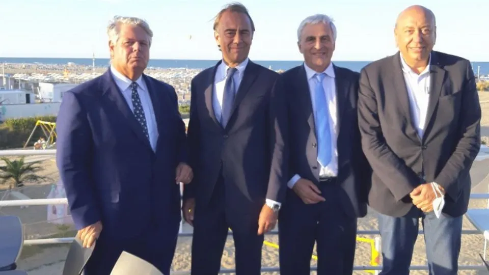 Ceccarelli e i senatori