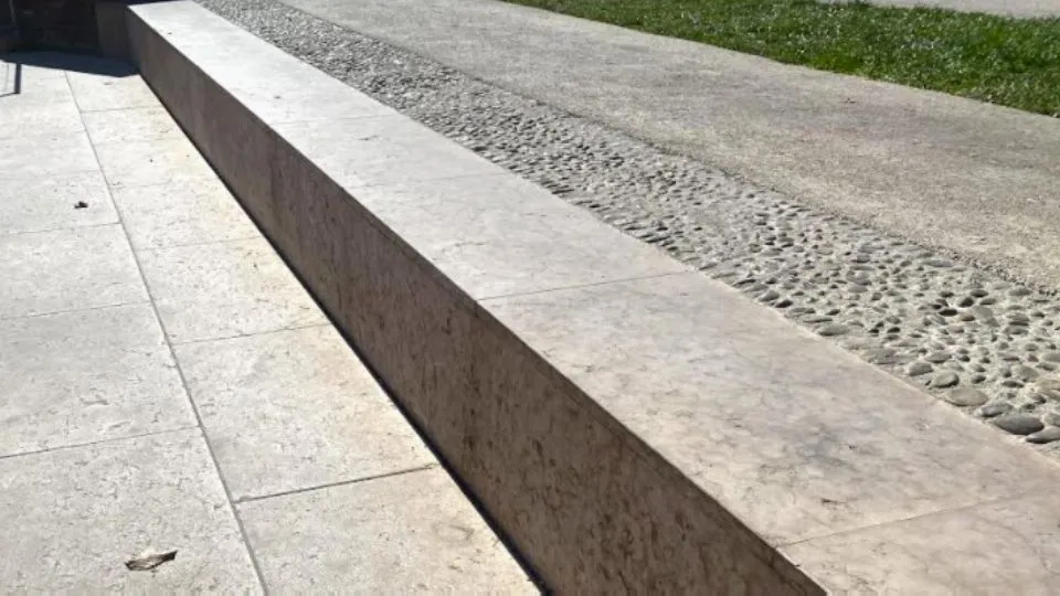 il gradone di piazza Malatesta incriminato

