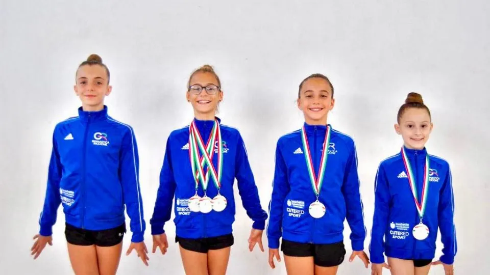 Le ginnaste riccionesi a medaglia