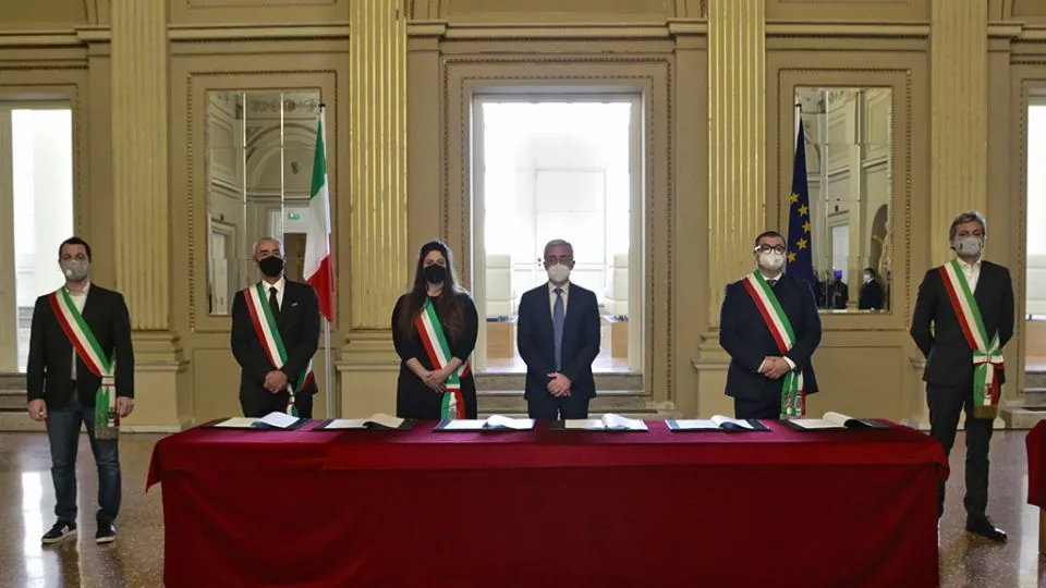 la firma del protocollo