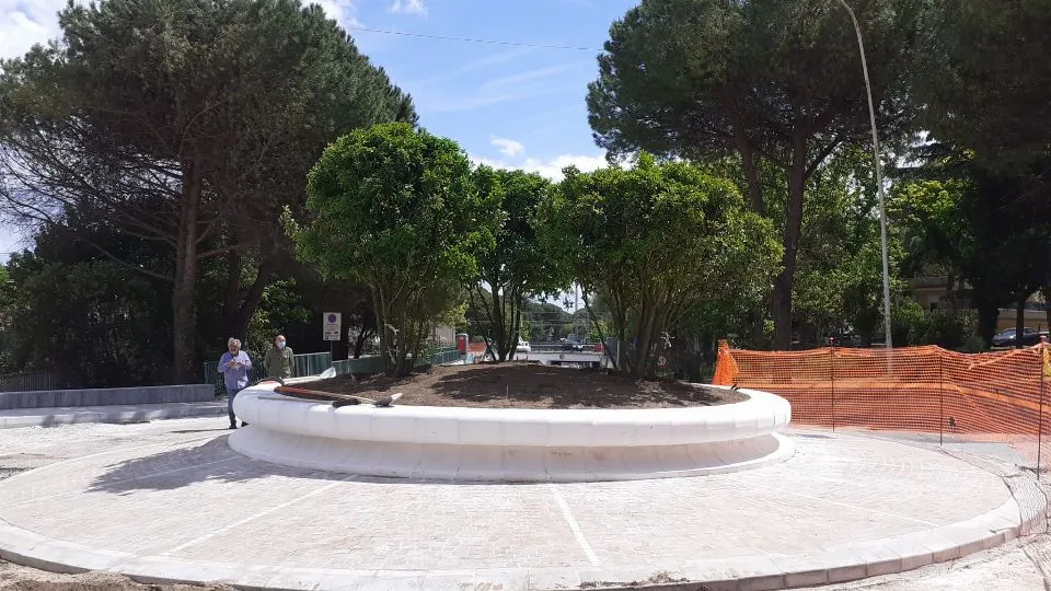 la nuova rotatoria
