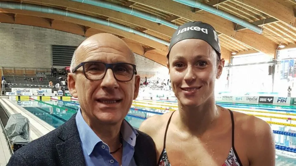 Federica Pellagrini con il presidente della Polisportiva Riccione, Giuseppe Solfrini