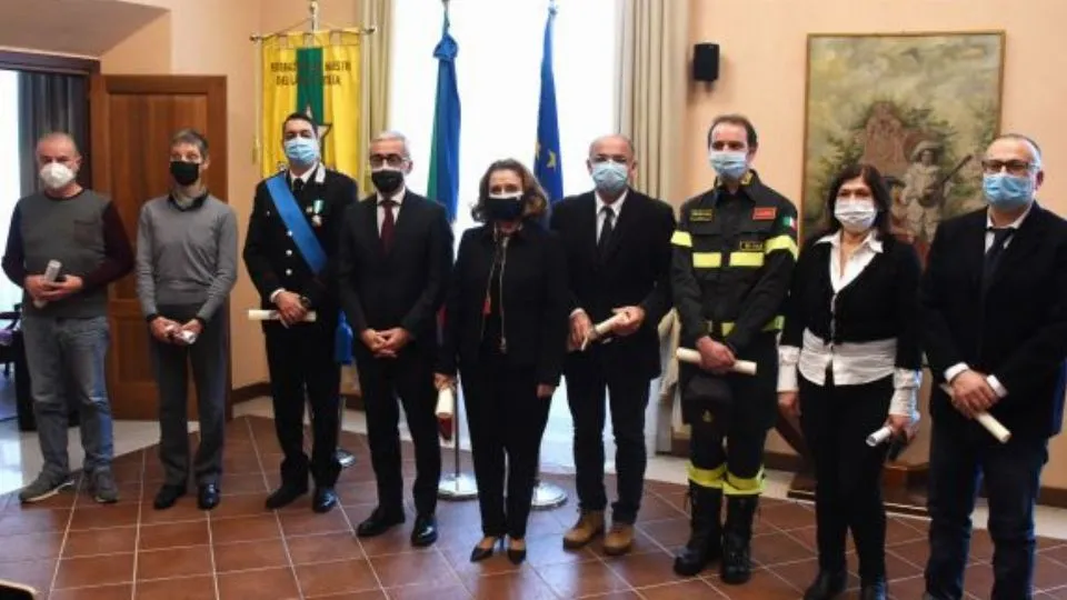 foto di gruppo con i premiati
