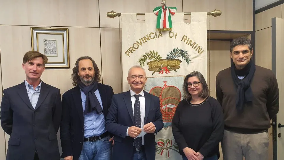 Santi con i 4 dirigenti: Cecchini, Laghi, Sanguanini e Uguccioni