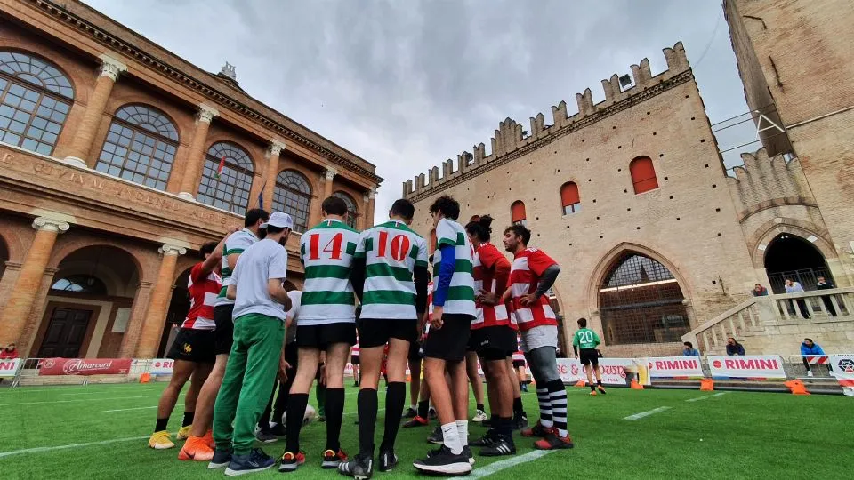 il campo in piazza Cavour
