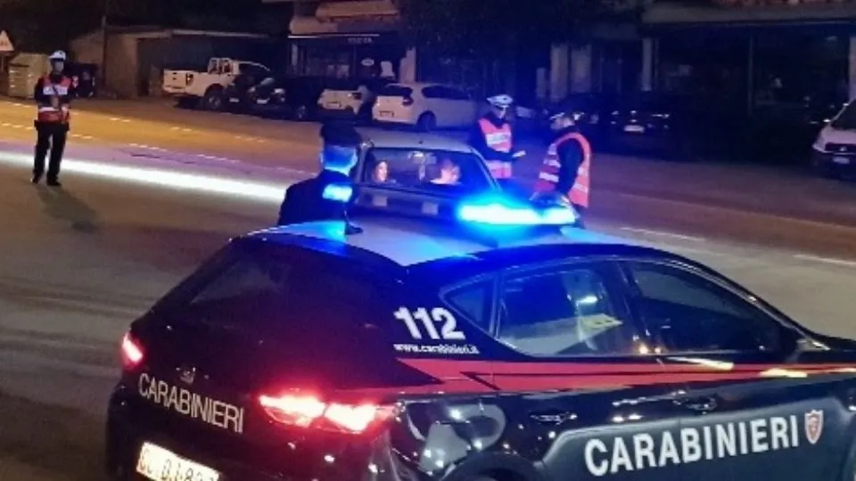 i controlli notturni dei carabinieri