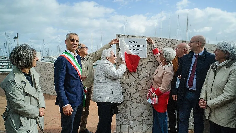 l’intitolazione