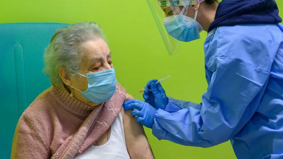 la riccionese Ornella Vandi, 86 anni