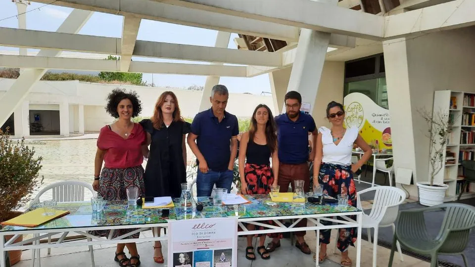 Da sx: Daniela Mazza, Chiara Raggi, Jamil Sadegholvaad, Veronica Antonelli, Michele Lari, Eleonora Elettra.