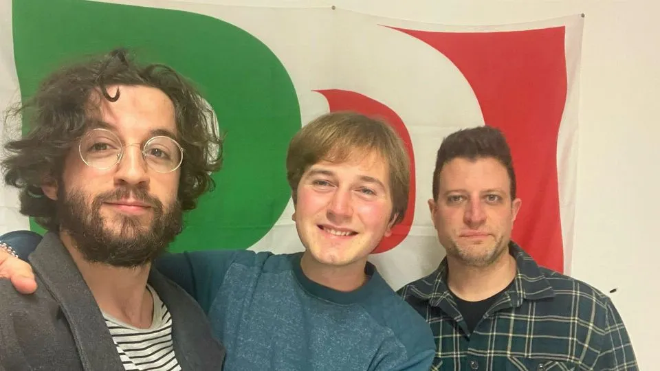 Lorenzo Mura con il consigliere comunale Edoardo Carminucci e il segretario Pd Filippo Sacchetti