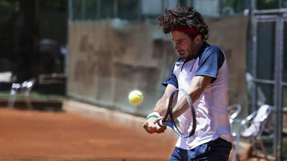 Manuel Mazza al rovescio