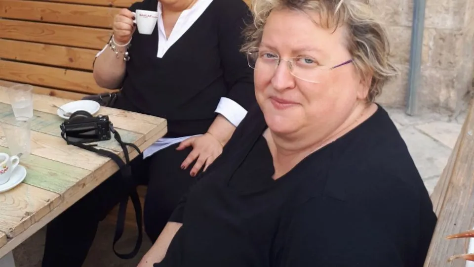 Olga, la collaboratrice del vescovo Francesco
