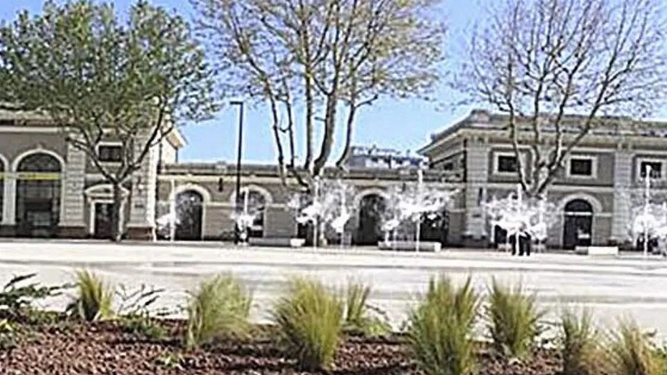 il piazzale della stazione di Rimini