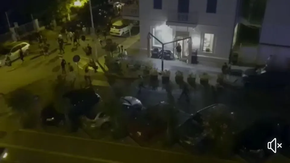 frame di un video postato da un turista

