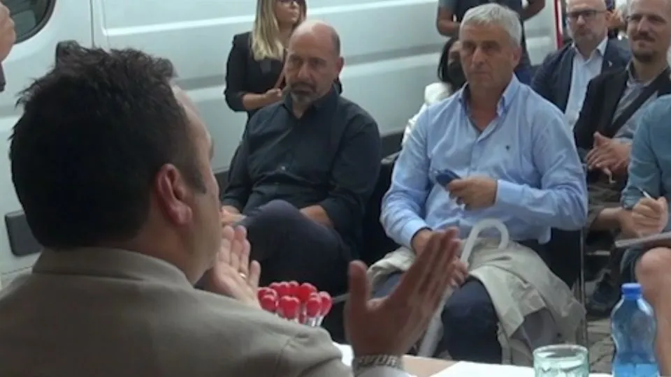 la conferenza stampa con Paesani e Lega a luglio