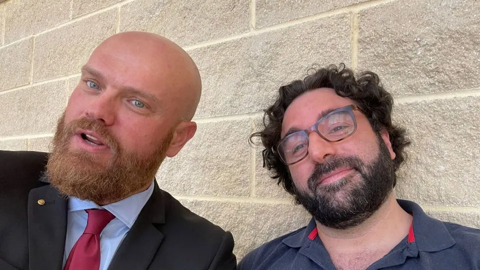A sinistra Christian Guidi, avvocato e Marco Tonti, presidente Arcigay Rimini

