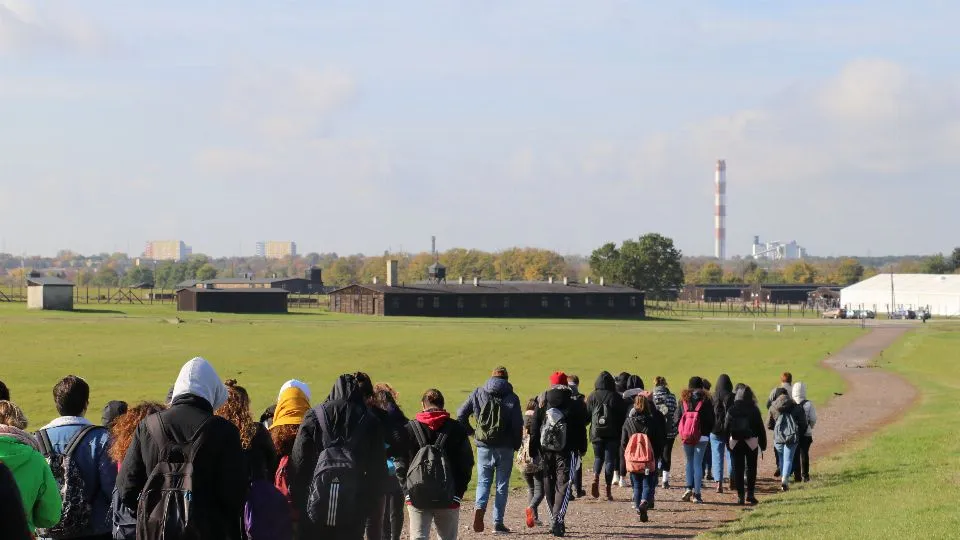 viaggio degli studenti riminesi nel campo di sterminio di Majdenek nel 2019