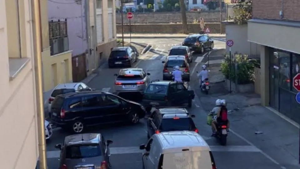 un ingorgo nel Rione Clodio