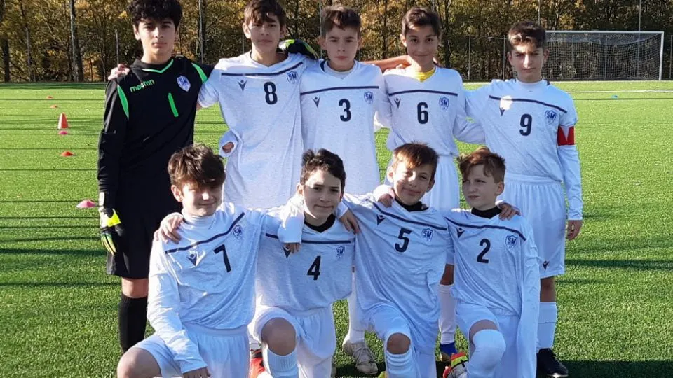 Under 14 a nove