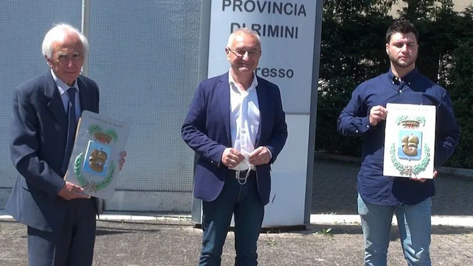 i sindaci Montecopiolo e Sassofeltrio col presidente Santi