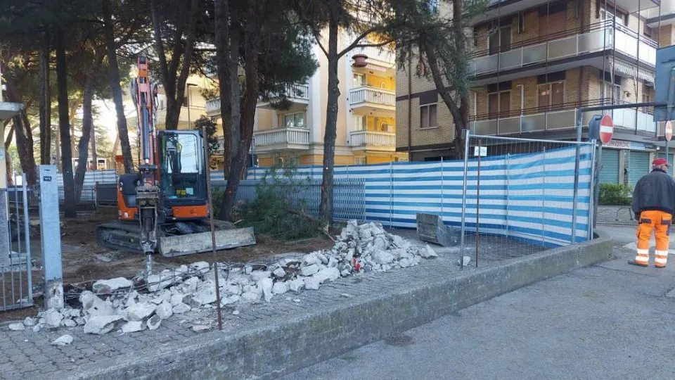 il cantiere della scuola Catullo