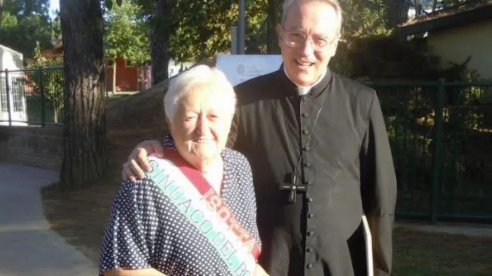 Isotta Frisoni e il vescovo Lambiasi