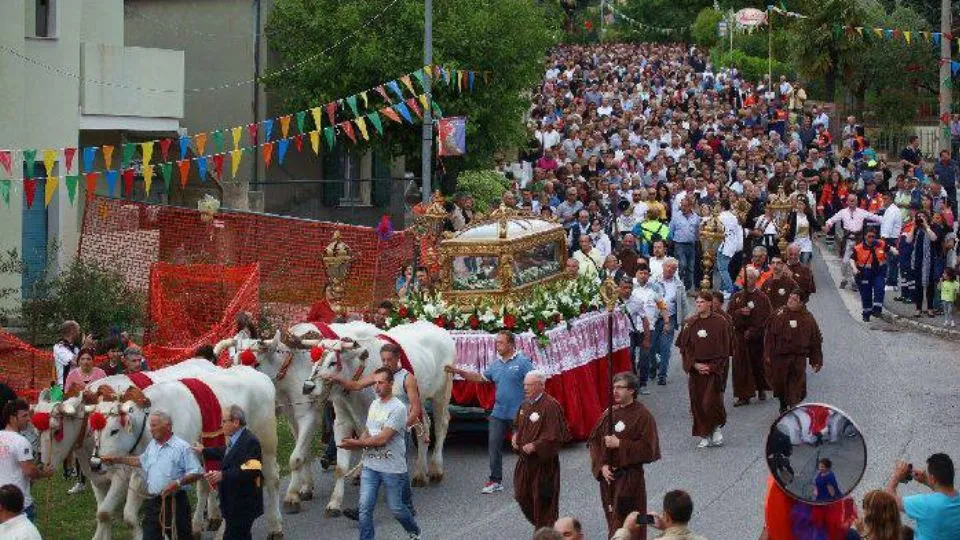 la processione a Saludecio nel 2015