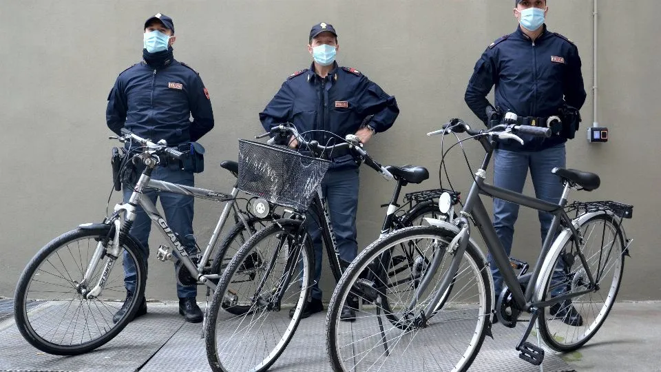 Le altre tre bici rubate e sequestrate

