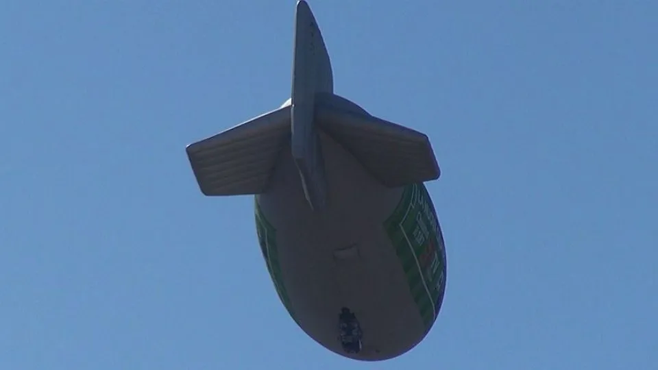 il dirigibile sui cieli di Rimini
