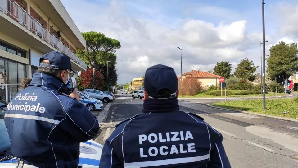 la polizia locale
