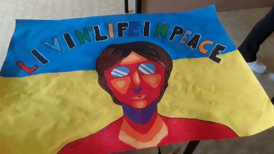 uno dei cartelloni preparati per la marcia
