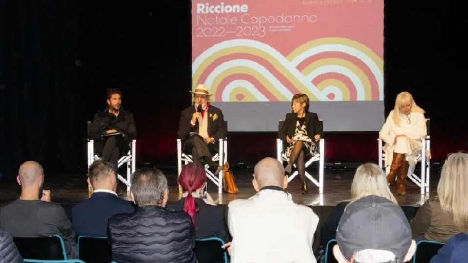 la presentazione degli eventi di Natale
