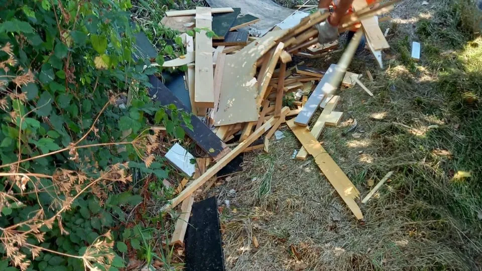 i rifiuti abbandonati
