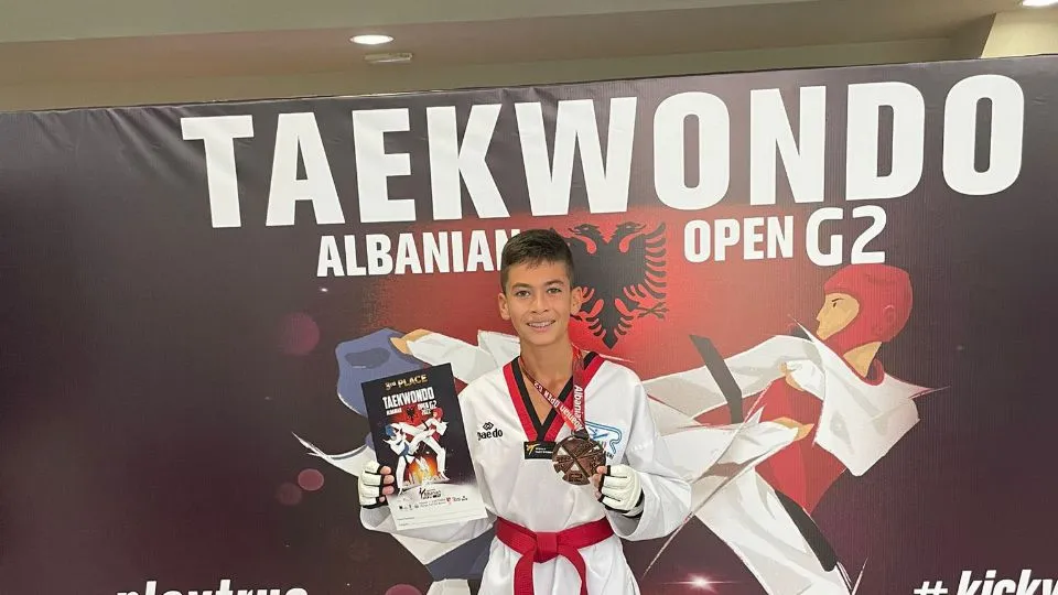 Andreas Miserendino a Tirana
