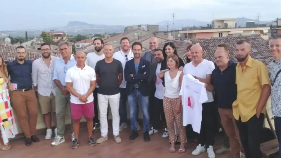 foto di gruppo alla presentazione