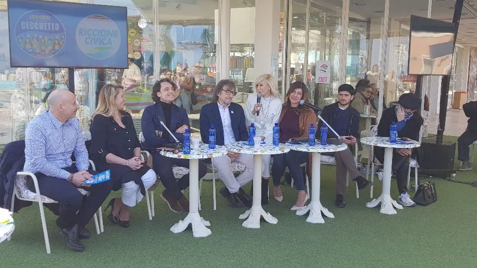 la squadra a sostegno di Claudio Cecchetto
