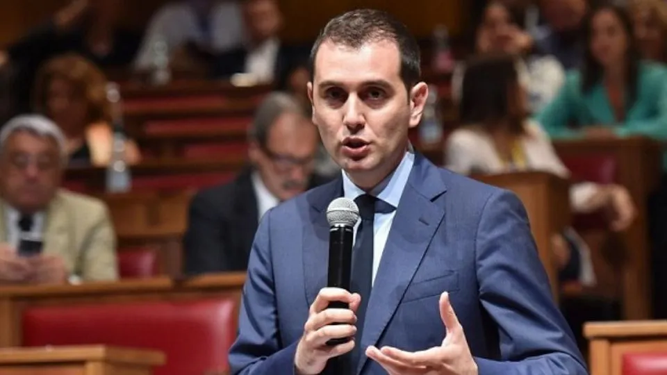 l’on. Marco Di Maio