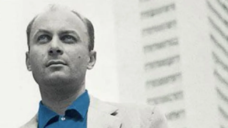 Primo Grassi (dalla copertina di “L’uomo che inventò il futuro”)
