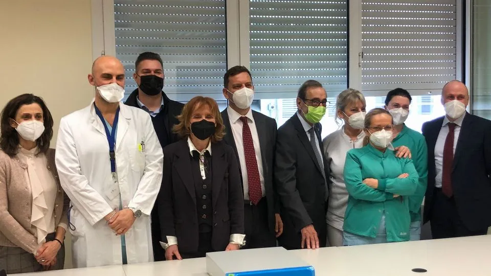 foto di gruppo per la donazione