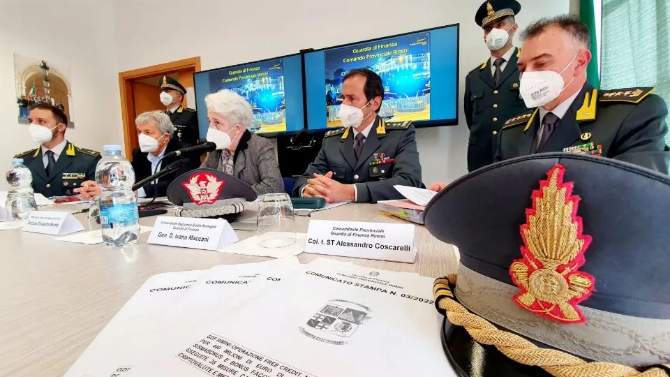 la conferenza stampa (Adriapress)