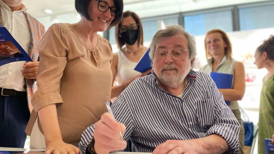 Francesco Guccini con Emma Petitti
