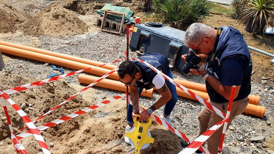 il cantiere per i parcheggi temporanei(Adriapress)
