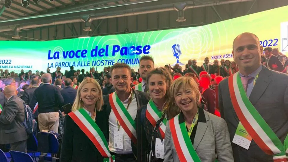foto di gruppo per i sindaci riminesi
