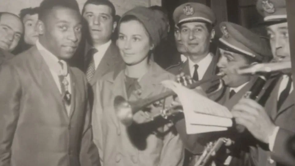 Pelè al Palazzo del Turismo di Riccione con la moglie (@newsrimini)