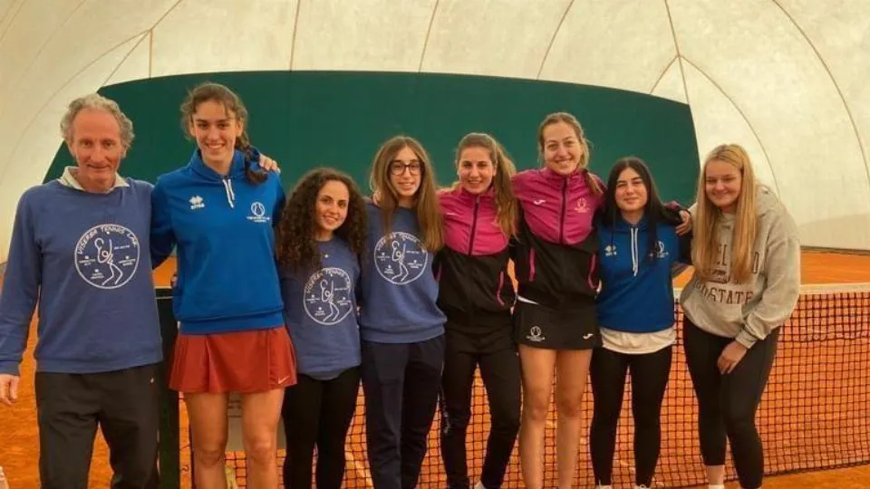 La formazione femminile del Tc Viserba impegnata in serie C