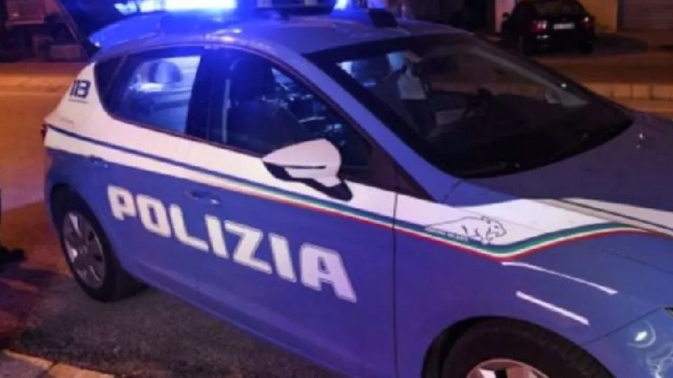 una Volante della polizia (repertorio)