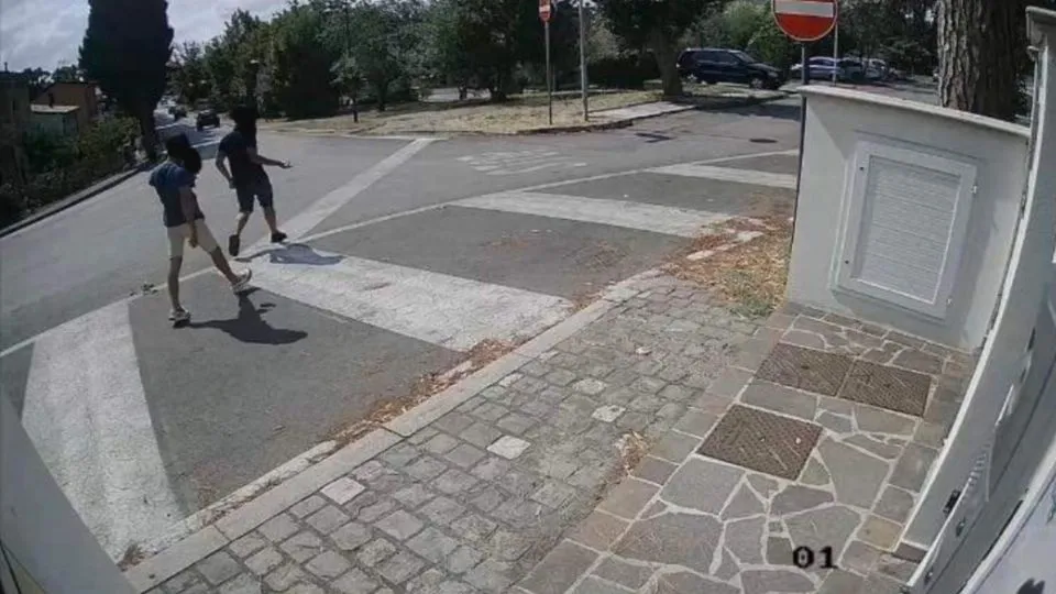 i ladri immortalati dalle telecamere
