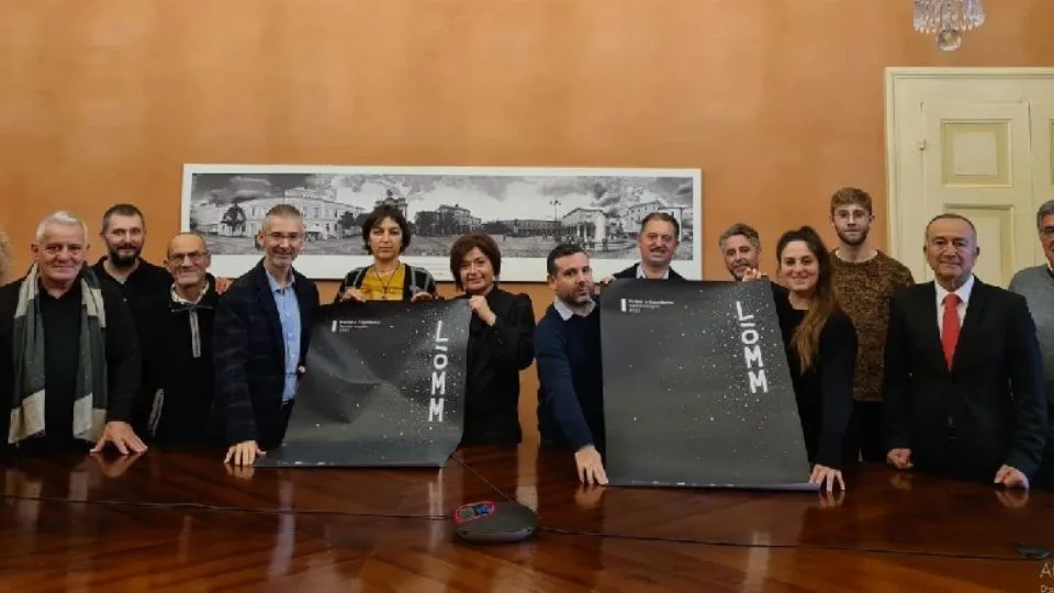 foto di gruppo alla presentazione
