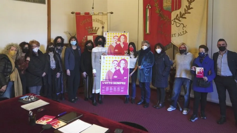 foto di gruppo alla presentazione