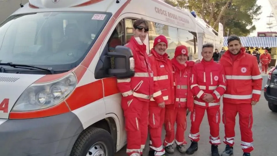 i volontari della Croce Rossa

